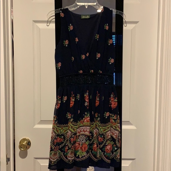 Maude blue floral dress - Picture 2 of 12